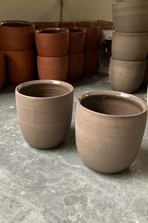 slate colored cups