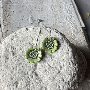 Du Joly earringss // Lime green with black // small earwire