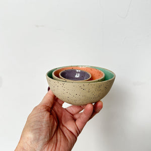 nesting bowls mini