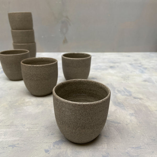 Rock ristretto cups no handles in Concrete