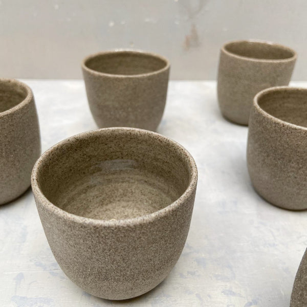 Rock ristretto cups no handles in Concrete