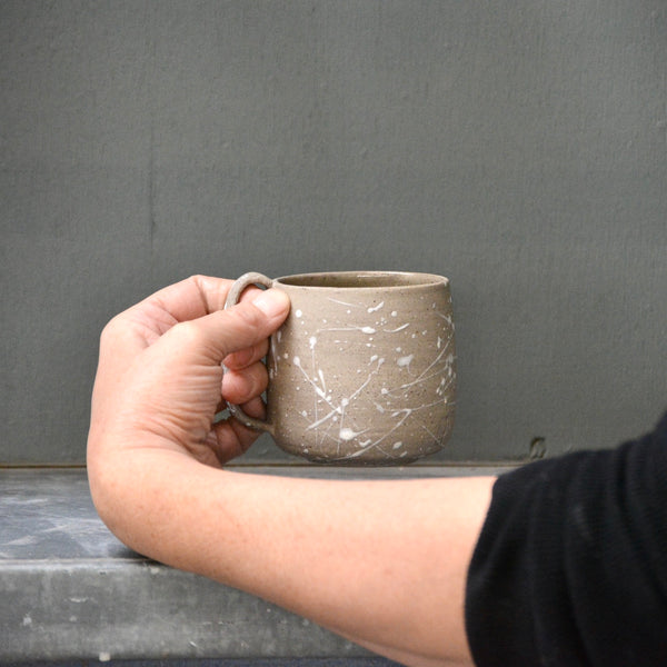 Lazy & Relax mug in Reclaimed & Recycled stoneware & white splash decoration - Nr2