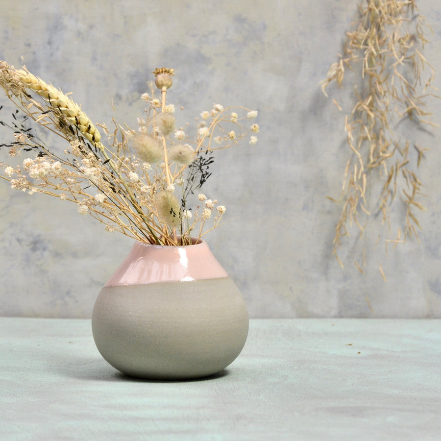 Stone & Color Vase - Just a lovely belly - grey and soft pink.
