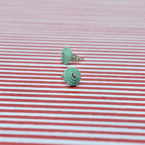 Studs in celadon green porcelain - Bubble.