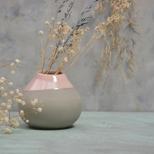 Stone & Color Vase - Just a lovely belly - grey and soft pink.