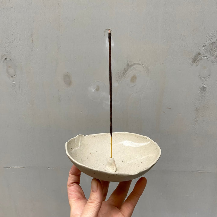 Organic shaped incense holder - Recycled N+S
