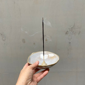 Organic shaped incense holder - Quartzite gloss