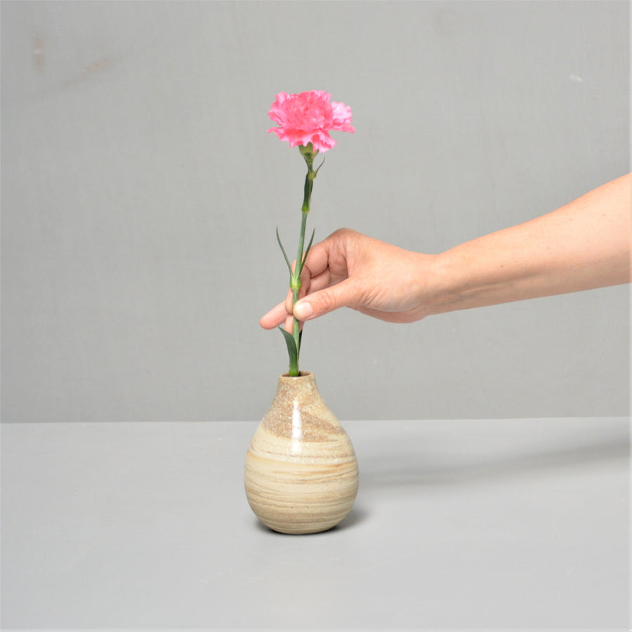 Small recycle vase - with lovely marble and spots